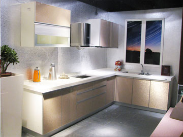 �c�r(sh��)���M(j��n)�Č��լ��N���W(w��ng)��ُ(g��u)���̳�